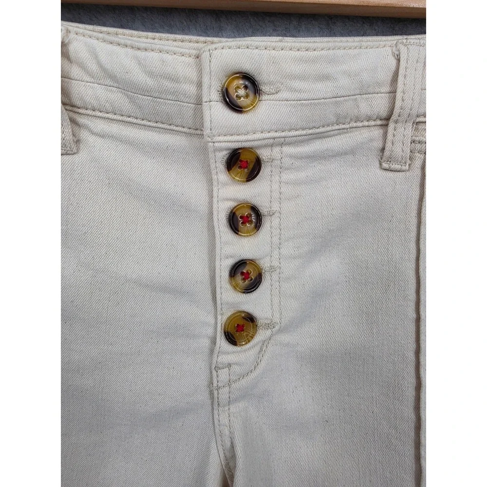 Anthropologie Pilcro Slim Boyfriend Denim Jean Shorts Cream Button Fly Sz 28 - Picture 11 of 16
